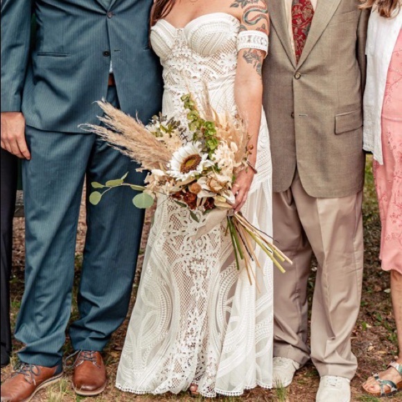 Adara Gown | Rue de Seine - Picture 4 of 5